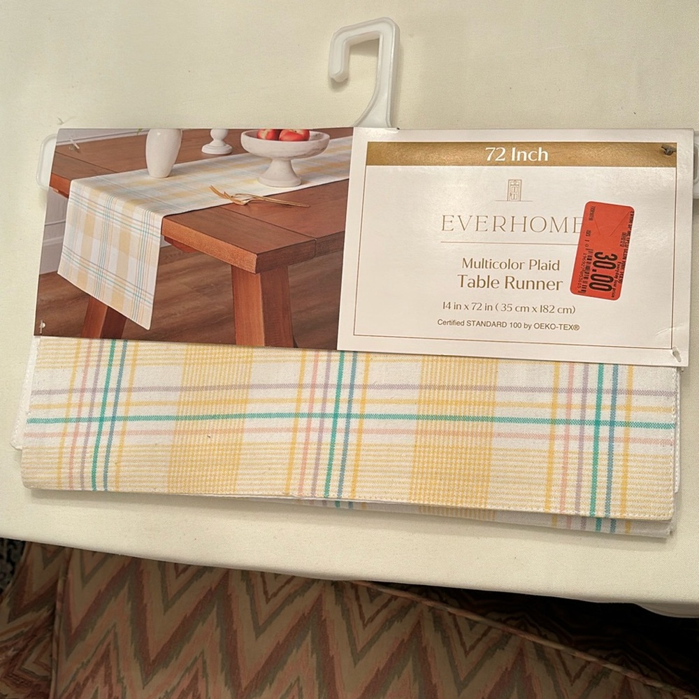 EVERHOME MULTICOLOR PLAID TABLE RUNNER. 14” x 72”. *NWT*